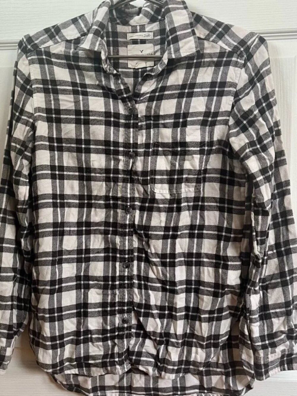 American Eagle Boyfriend Fit Plaid Button Up Shirt